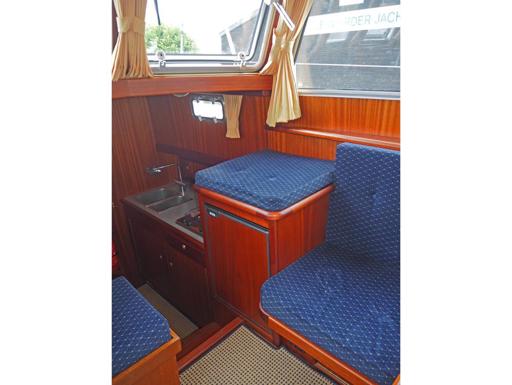 Stuurhuis, Accommodatie